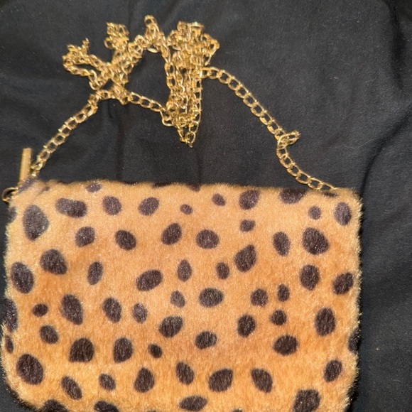 Leopard Print Chain Strap Bag - Picture 4 of 12
